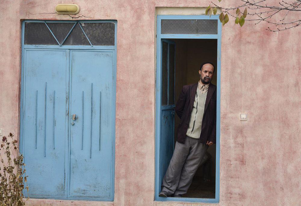 احمد مهران فر در فیلم سینمایی «خجالت نکش»